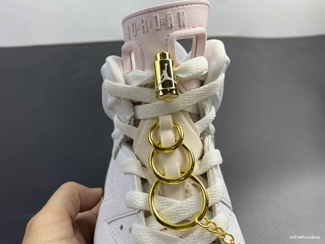 Jordan DH9696-100 Gold (W) 6 Hoops Retro Air 0909